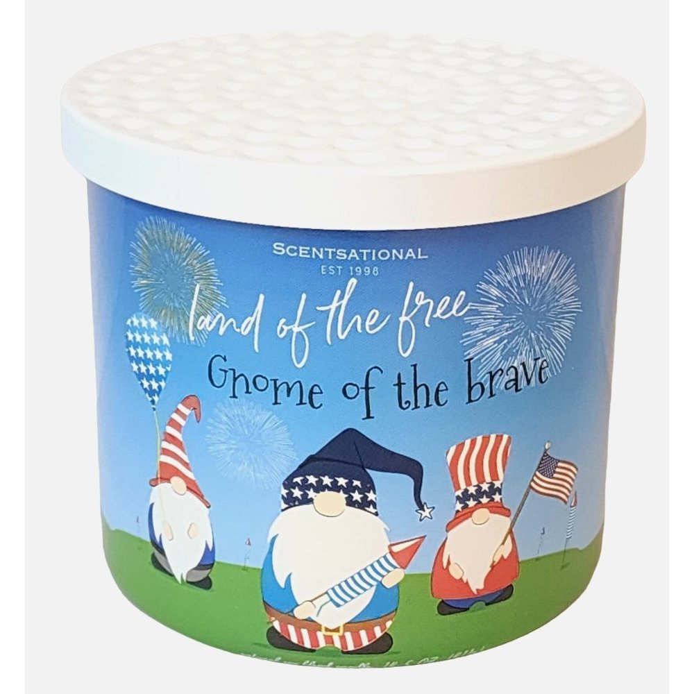 Scentsational Gnome Land of the Brave July 4th - 2 Wick 14 oz Jar Candle NEW USA